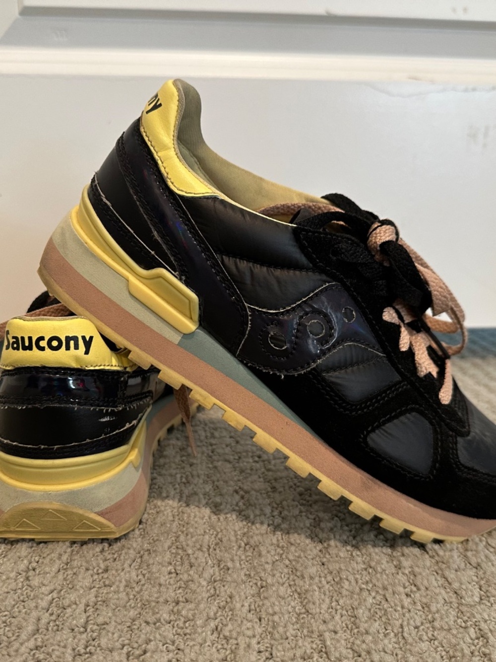 SAUCONY Shadow Black/Multicolor Pastel Sneakers, Size 8